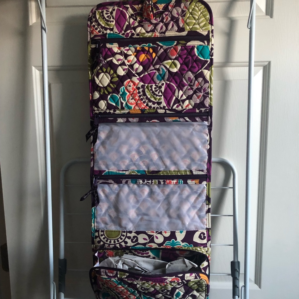 Vera Bradley hanging organizer